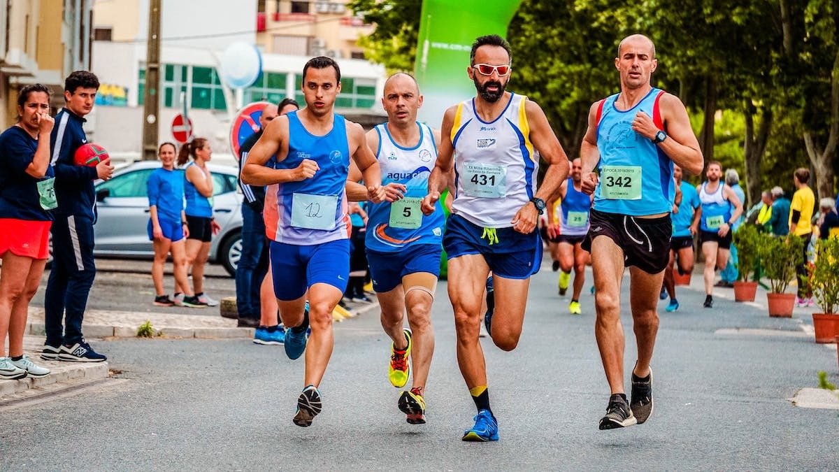 Comment brûler des calories efficacement lors d’une séance de course à pied de 10 km